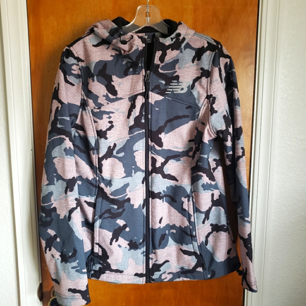 EC New Balance camo fleece lined & hooded jacket